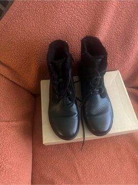 Clarks Black Lace-Up Women's Faux Fur Ankle Boots